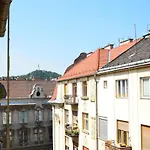 Apartamento Lónyay Gellert View 2br Budapest